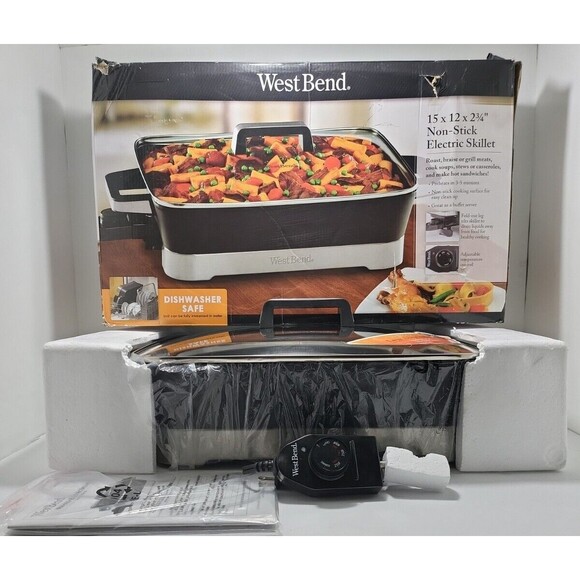 West Bend 15" x 12" X 2¾ Non-Stick Electric Skillet-New - Picture 4 of 12